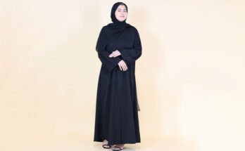 Woman wearing black abaya dress
